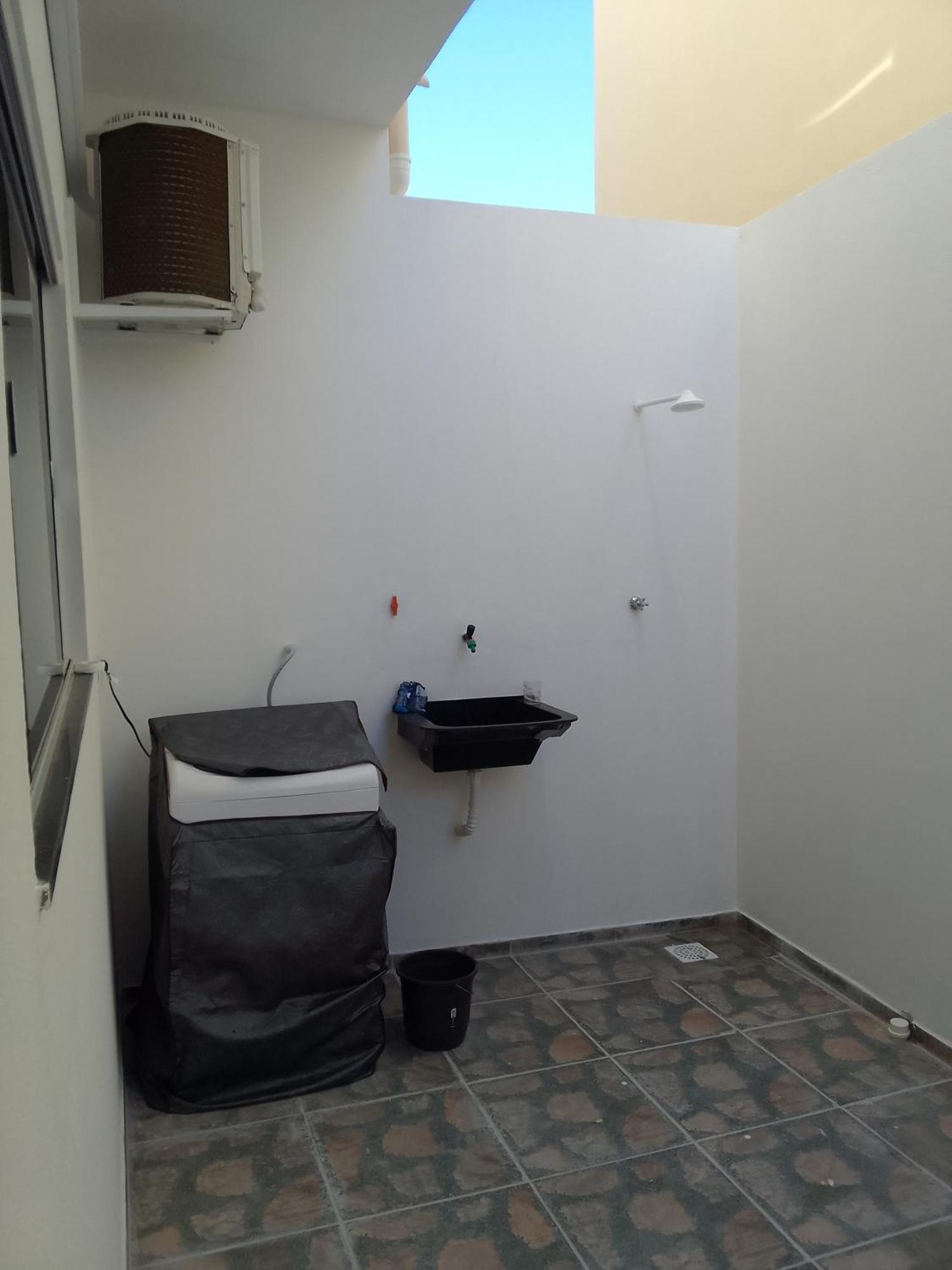 Casa Do Bruno: Beachfront In Do Apartment